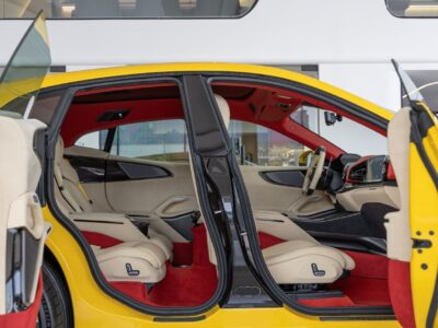 2025 Ferrari Purosangue 6.5L V12 Yellow White SUV FULL CARBON INTERIOR FULLY LOADED