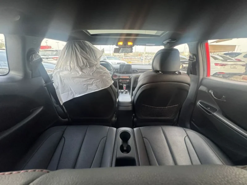 2019 Hyundai Veloster 1.6-liter turbocharged 4-cylinder Petrol Engine Red Black Hatchback