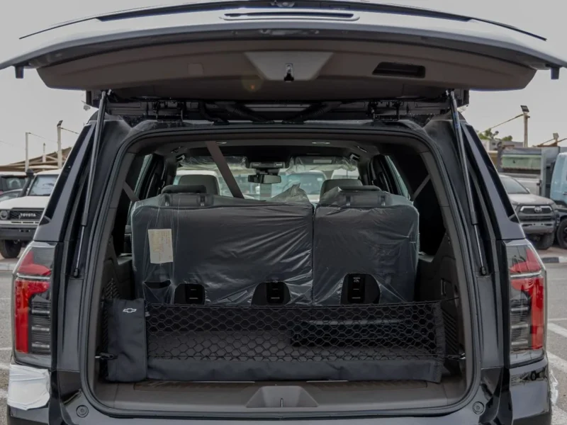 2025 Chevrolet Suburban LS 5.3L EcoTec3 V8 Petrol Engine Black Beige SUV GCC Specs