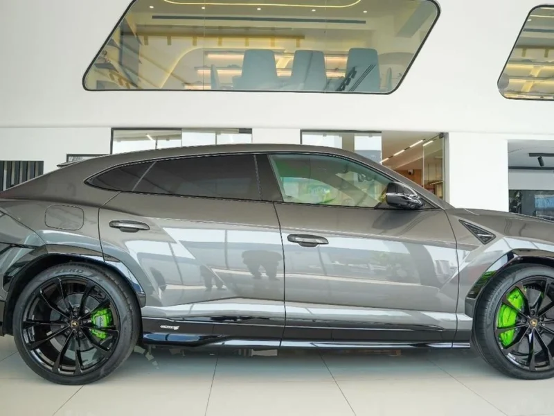2023 Lamborghini Urus S 4.0 Litres Twin-Turbo V8 Petrol Engine Grey Black SUV