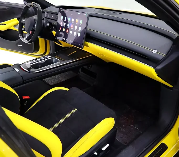 2025 Xiaomi SU7 Ultra EV FULLY LOADED CARBON Exterior Interior Yellow Sedan