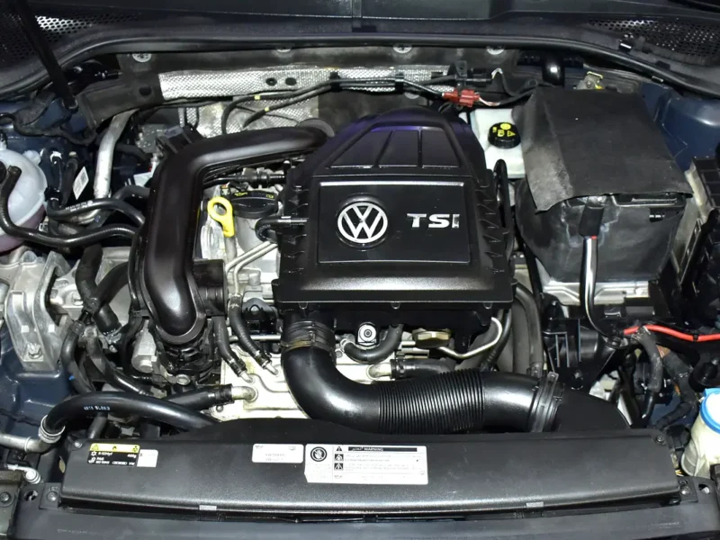 2018 Volkswagen Golf SE 3 Cylinder petrol Engine Grey Beige Hatchback GCC Specs