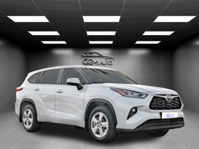 2025 Toyota Highlander LE 2.5L Inline-4 Hybrid Engine White Black SUV Automatic