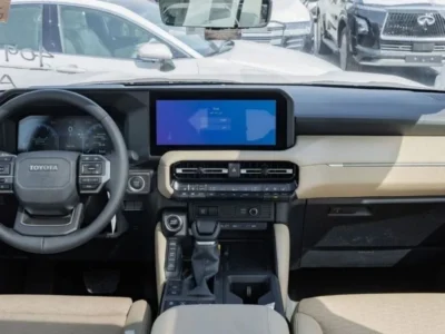 2025 Toyota Prado 2.4L turbocharged 4-Cylinder Petrol Engine White Beige SUV