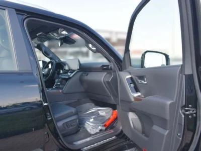 2025 Toyota Land Cruiser GXR 3.3 Liters V6 Twin Turbo Diesel Black SUV GCC Specs