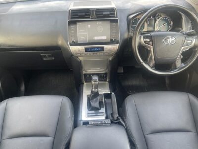 2022 Toyota Land Cruiser Prado Altitude 2.8L Turbodiesel 4-cylinder Engine White Grey SUV