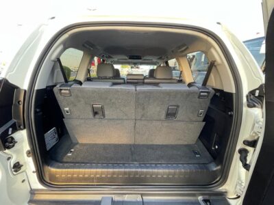 2017 Toyota Land Cruiser Prado Altitude 2.8L 4 Cylinder Turbo Diesel White Grey SUV