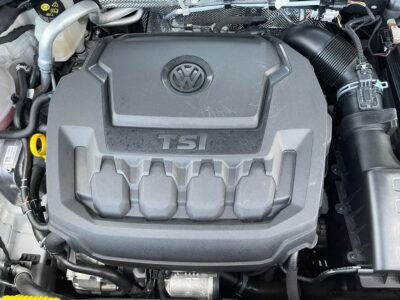 2022 Volkswagen T-Roc 110 TSI Style 1.4L 4 Cylinders Turbo Petrol White Grey SUV