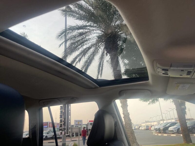 2022 Toyota Land Cruiser Prado Altitude 2.8L Turbodiesel 4-cylinder Engine White Grey SUV