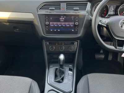 2020 Volkswagen Tiguan 5N 110 TSI Trendline 1.4L 4 Cylinders Engine White Grey SUV