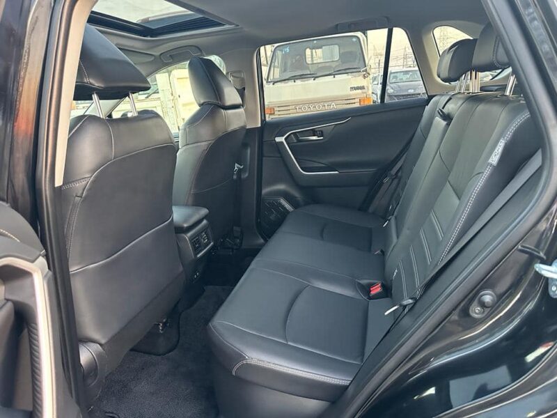 2019 Toyota RAV 4 Cruiser Hybrid 2.5L In-Line 4-Cylinder Engine Black SUV Automatic