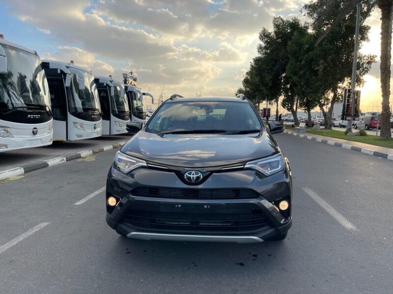 2017 Toyota RAV 4 GXL 2.0-liter inline 4-Cylinder Petrol Engine Grey Red SUV