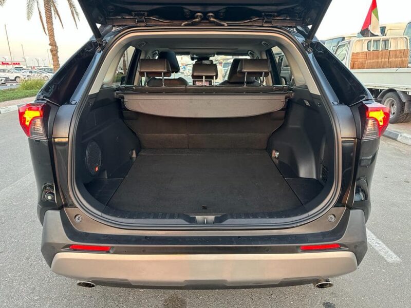 2019 Toyota RAV 4 Cruiser Hybrid 2.5L In-Line 4-Cylinder Engine Black SUV Automatic