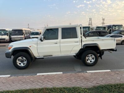 2020 Toyota Land Cruiser 79 Series Dual Cab 4.5L V8 Turbo Diesel White Grey Pickup Truck