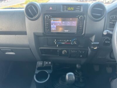 2020 Toyota Land Cruiser 79 Series Dual Cab 4.5L V8 Turbo Diesel White Grey Pickup Truck