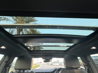 2022 Land Rover Range Rover Evoque P250 R-Dynamic SE 2.0L I4 Engine White Black SUV