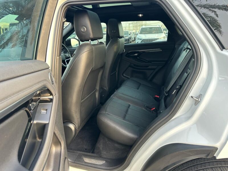 2022 Land Rover Range Rover Evoque P250 R-Dynamic SE 2.0L I4 Engine White Black SUV