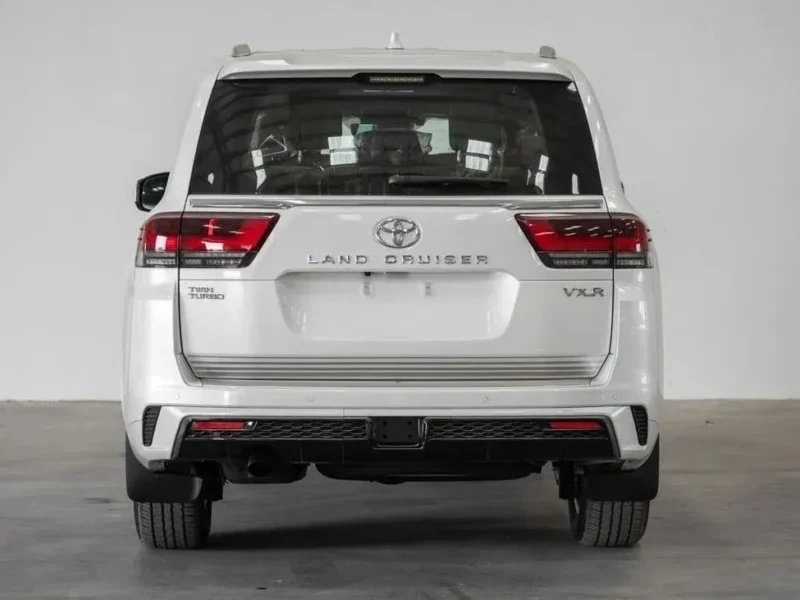 2026 Toyota Land Cruiser VXR 3.5L V6 Twin Turbo Petrol Engine White Red SUV GCC Specs