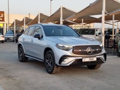 2024 Mercedes-Benz GLC 2.0-liter Inline 4-cylinder Turbocharged Engine Silver Black SUV