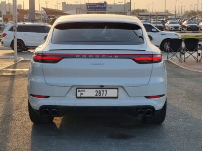 2023 Porsche Cayenne 3.0 Liters 6 Cylinders Petrol Engine White Red SUV GCC