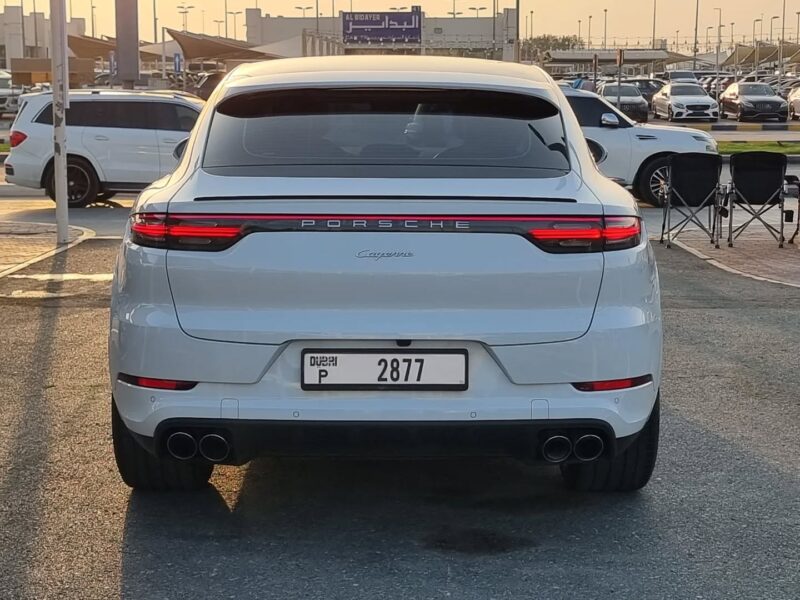 2023 Porsche Cayenne 3.0 Liters 6 Cylinders Petrol Engine White Red SUV GCC