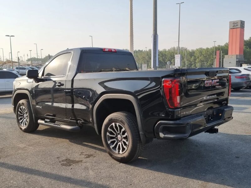 2021 GMC Sierra AT4 6.2 Litres V8 Petrol Engine Black Pickup Truck Excellent Condition