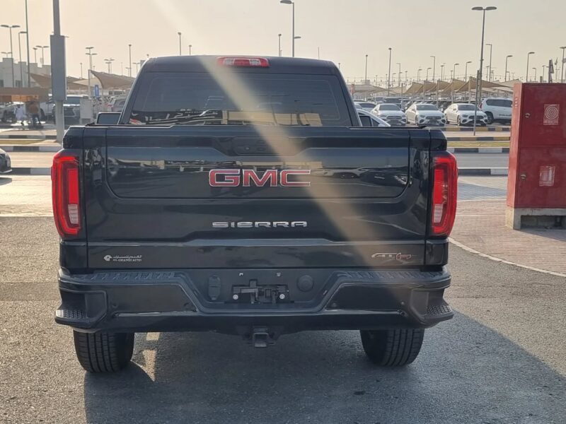 2021 GMC Sierra AT4 6.2 Litres V8 Petrol Engine Black Pickup Truck Excellent Condition