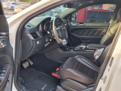 2018 Mercedes-AMG GLE 63 S Coupe 5.5-liter V8 Biturbo Petrol Engine White Black SUV