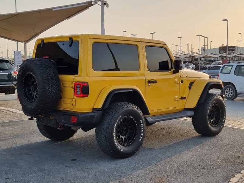 2018 Jeep Wrangler 2-Door 3.6 Litres Pentastar V6 Petrol Engine Yellow Black SUV