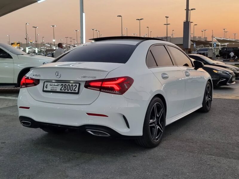 2019 Mercedes-Benz A220 2.0L Turbocharged 4-cylinder Petrol Engine White Black Sedan