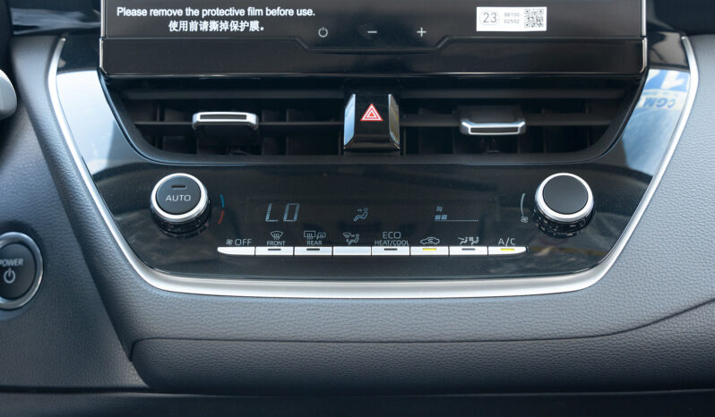 2025 Toyota Corolla 1.8L 4-cylinder Atkinson-cycle Petrol Engine White Black Sedan