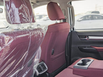 2025 Toyota Hilux 2.7L 4-cylinder, DOHC, 16-valve with VVT-i White Red Pickup Truck