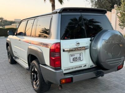 2022 Nissan Patrol Super Safari 4.8-liter Inline-6 engine Petrol Engine White Tan SUV