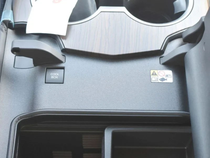 2025 Toyota Land Cruiser GXR 3.3 Liters V6 Twin Turbo Diesel Black SUV GCC Specs