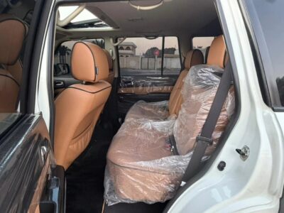 2022 Nissan Patrol Super Safari 4.8-liter Inline-6 engine Petrol Engine White Tan SUV