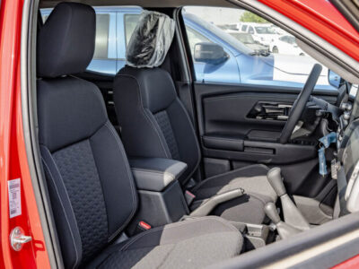 2025 Mitsubishi L200 .4L MIVEC 4 Cylinders Petrol Engine Red Black Pickup Truck