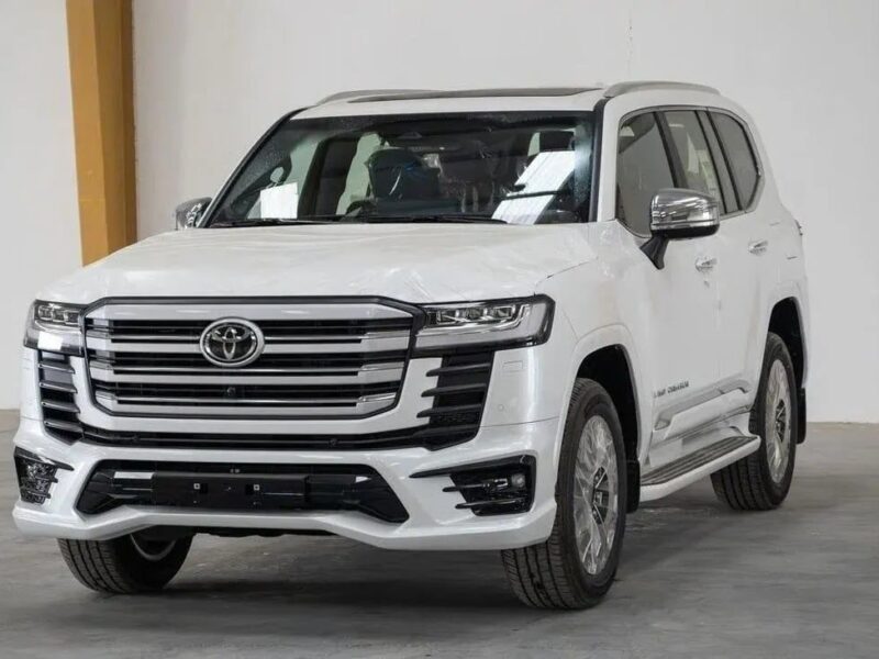 2026 Toyota Land Cruiser VXR 3.5L V6 Twin Turbo Petrol Engine White Red SUV GCC Specs