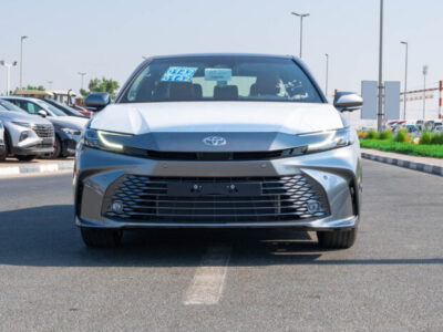 2025 Toyota Camry Lumiere 2.5L Hybrid Inline-4 Engine Silver Tan Sedan Full Option