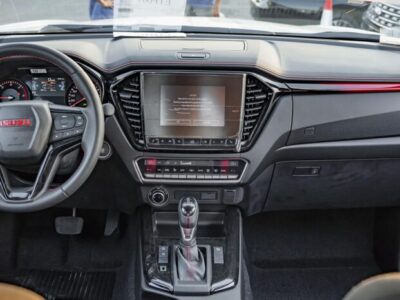 2025 ISUZU D-MAX GT DC 3.0L Turbocharged Inline-4 Diesel Engine White Black Pickup Truck