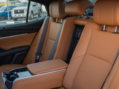 2025 Toyota Camry Lumiere 2.5L Inline-4, DOHC, Dual VVT-iE Black Tan Sedan Full Option