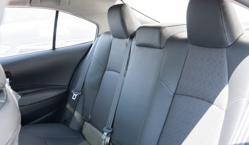 2025 Toyota Corolla 1.8L 4-cylinder Atkinson-cycle Petrol Engine White Black Sedan