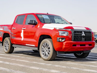 2025 Mitsubishi L200 .4L MIVEC 4 Cylinders Petrol Engine Red Black Pickup Truck