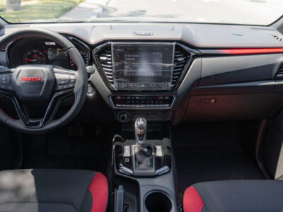 2025 ISUZU D-MAX GT DC 3.0L Turbocharged Inline-4 Diesel Engine Black Pickup Truck