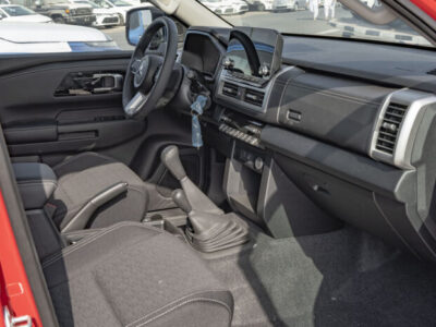 2025 Mitsubishi L200 .4L MIVEC 4 Cylinders Petrol Engine Red Black Pickup Truck