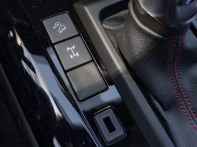 2025 ISUZU D-MAX GT DC 3.0L Turbocharged Inline-4 Diesel Engine Black Pickup Truck