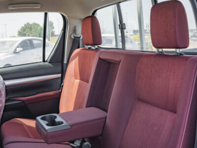 2025 Toyota Hilux 2.7L 4-cylinder, DOHC, 16-valve with VVT-i White Red Pickup Truck