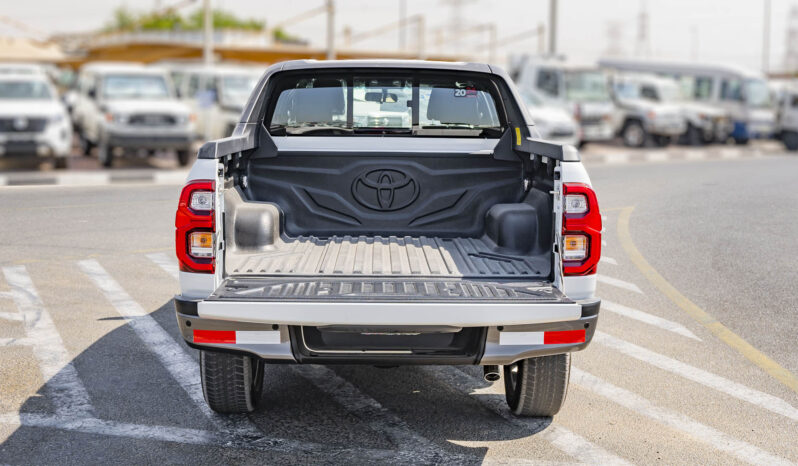 2025 Toyota Hilux Adventure 4.0L V6 DOHC 24-Valve with Dual VVT-i White Black Pickup