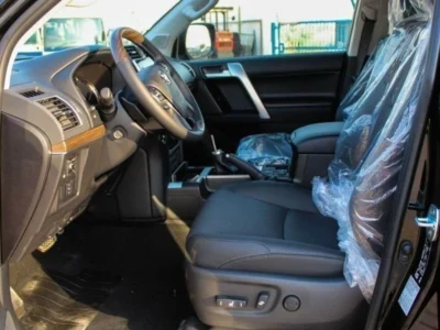 2023 Toyota Prado VX 4.0-liter 1GR-FE V6 Petrol Engine Black SUV Automatic