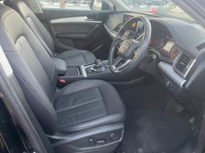 2020 Audi Q5 40 TDI Quattro 2.0 Liters 4-cylinder Diesel Engine Black SUV Automatic