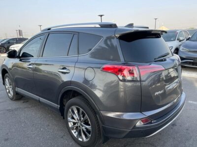 2017 Toyota RAV4 Cruiser 2.5 Litres 4-cylinder Petrol Engine Grey Black SUV AWD